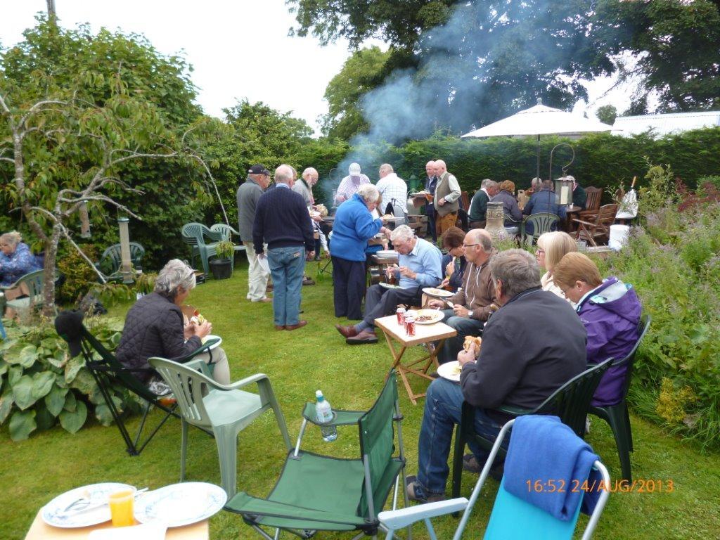 Members-at-the-2013-BBQ-ar
